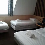 74 3* Amsterdam