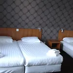 Hotel 74