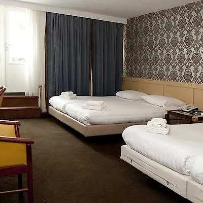 74 Hotel
