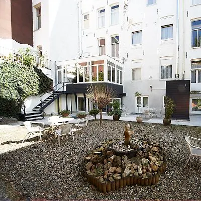 74 3* Amsterdam