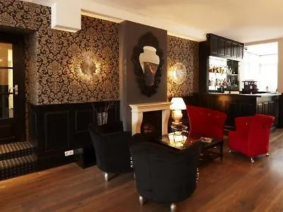 Hotel 74