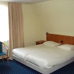 74 Hotel